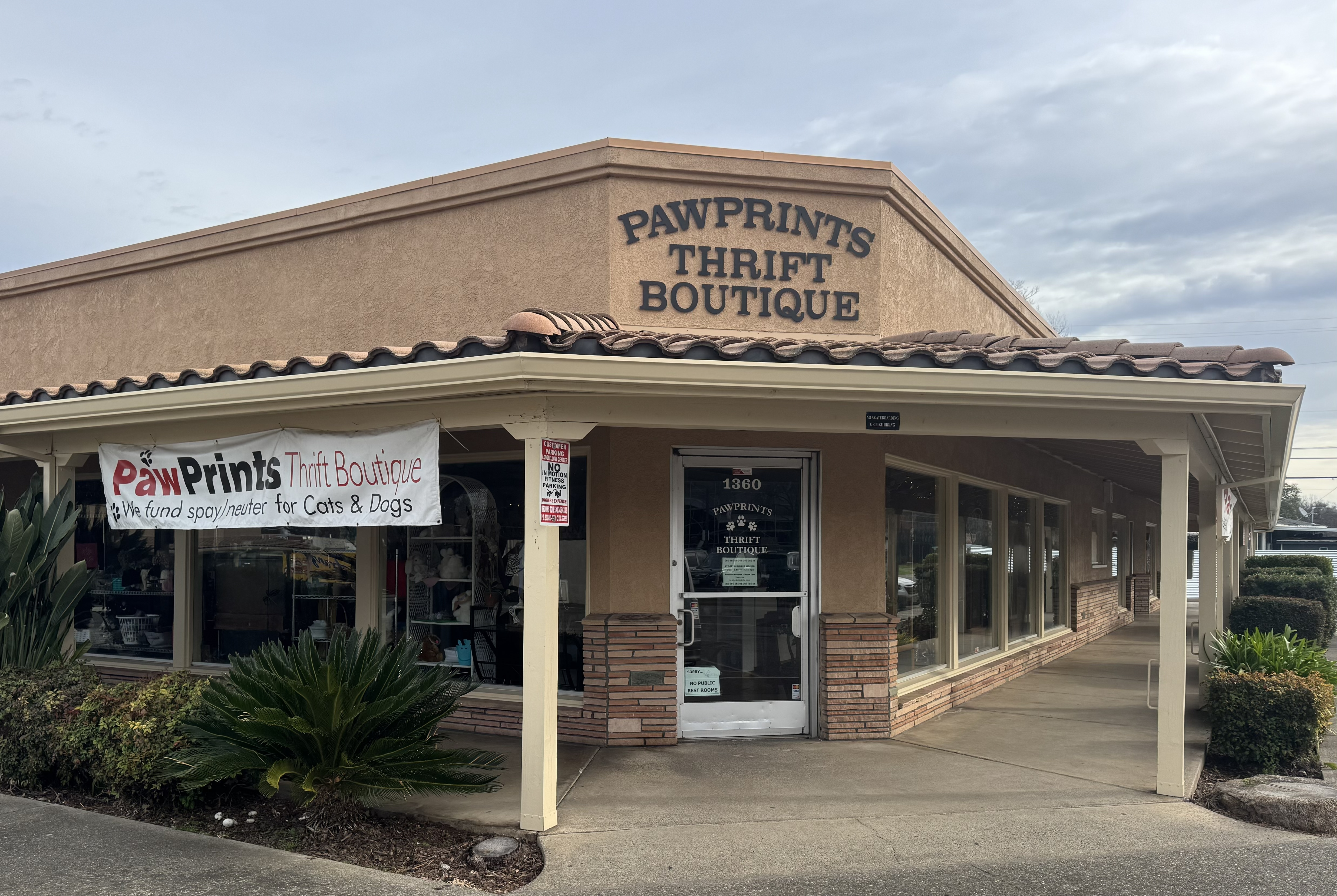 PawPrints Thrift Boutique